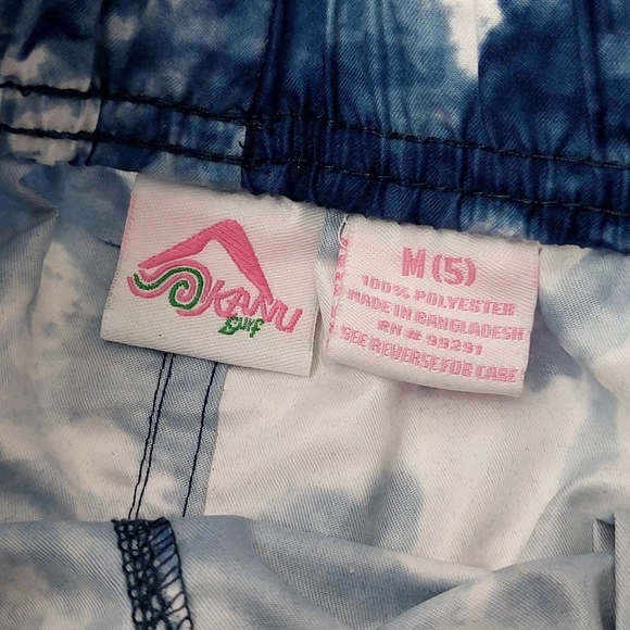Kanu Surf Kids Boys Size Medium 5 Swim Shorts Trunks Blue White Tie Dyed Pockets - Picture 2 of 6